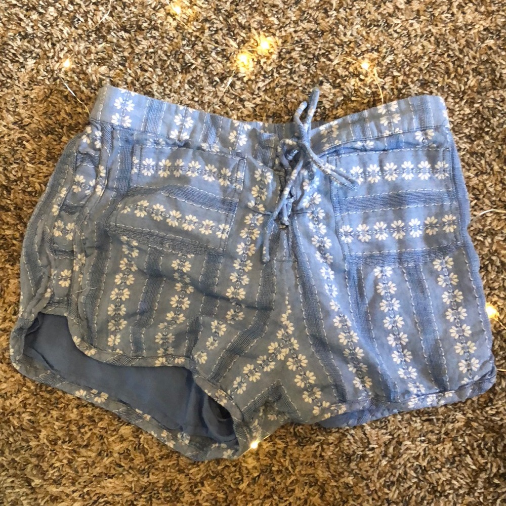 Patterned shorts